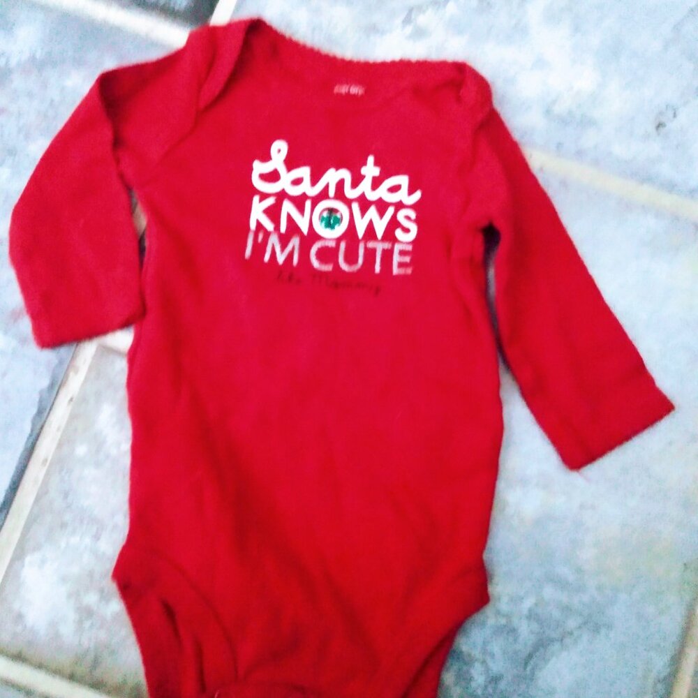 Santa Knows I'm Cute Like Mommy bodysuit baby size 3 months Carter's